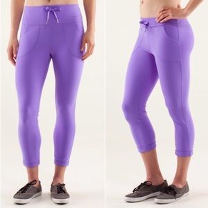 LULULEMON PURPLE LEGGINGS, SIZE 6